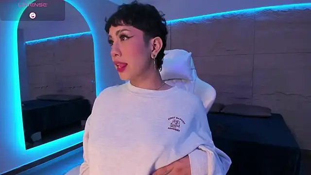 ZahaRose online show from September 2025 08:32:02 PM