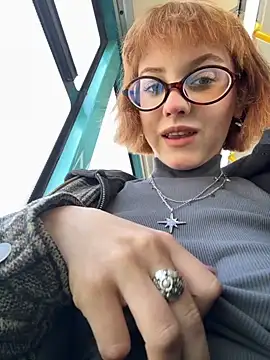 Only April online show from October 2025 09:17:01 AM