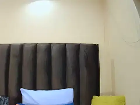 BigAssjuicy26 online show from November 2025 05:13:01 PM