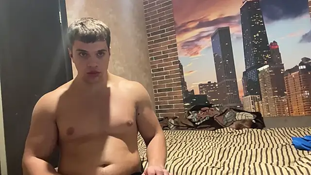 MusclePhantom online show from September 2025 10:53:02 PM