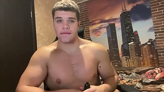 MusclePhantom online show from November 2025 09:37:02 PM