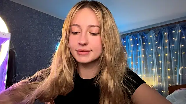 Jetta Corsacami online show from November 2025 04:27:02 PM