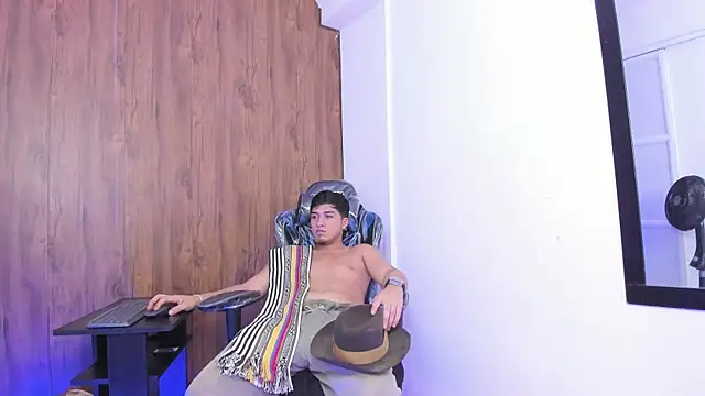 juanmechanic  online show from October 2025 03:17:01 AM