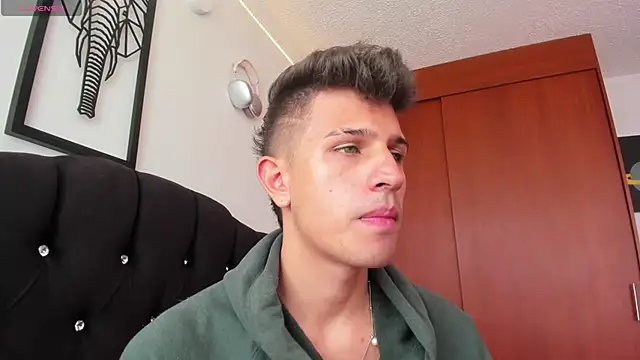 kevin ahss online show from November 2025 04:30:01 PM