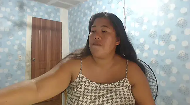 Snapshot of amazing_jane2918 chatting on January 2025 03:47:02 PM amazing jane2918 online show from January 2025 03:47:02 PM