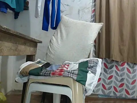 Snapshot of amazing_jane2918 chatting on October 2025 04:44:02 AM amazing jane2918 online show from October 2025 04:44:02 AM