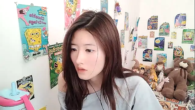 Snapshot of Moonlight-23 chatting on September 2025 04:01:01 AM Moonlight-23 online show from September 2025 04:01:01 AM