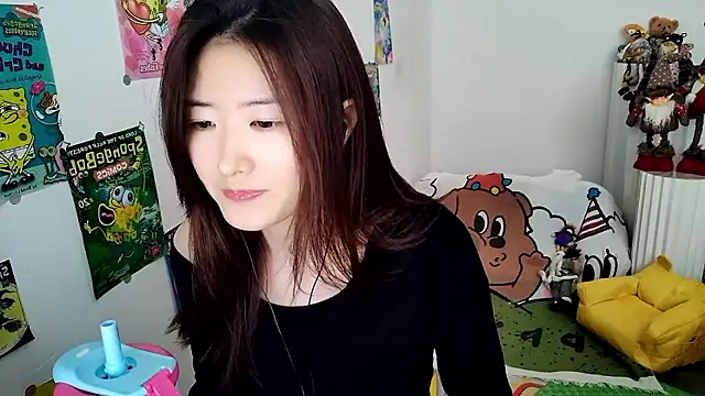 Snapshot of Moonlight-23 chatting on September 2025 07:10:02 AM Moonlight-23 online show from September 2025 07:10:02 AM