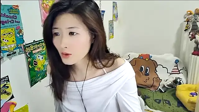 Snapshot of Moonlight-23 chatting on September 2025 01:16:02 PM Moonlight-23 online show from September 2025 01:16:02 PM