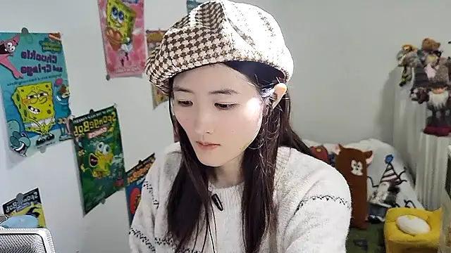 Snapshot of Moonlight-23 chatting on October 2025 02:29:01 PM Moonlight-23 online show from October 2025 02:29:01 PM