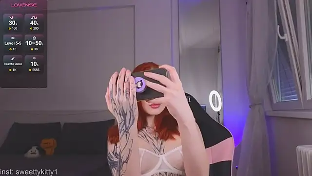 sweettykitty online show from April 2026 01:42:02 PM