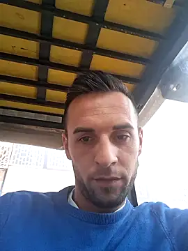 Necunoscutul001 online show from September 2025 06:24:01 AM