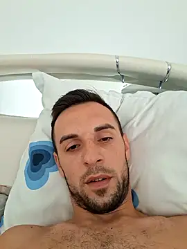 Necunoscutul001 online show from September 2025 06:13:02 AM