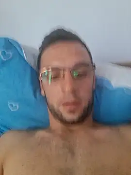 Necunoscutul001 online show from October 2025 07:17:01 AM