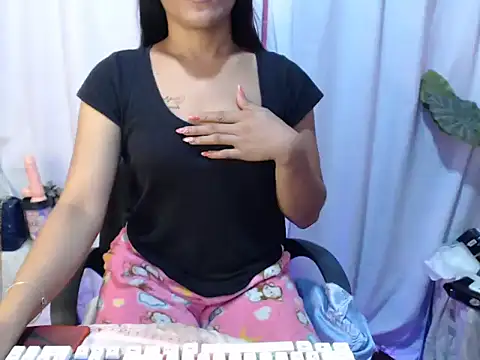 hot gold69 online show from May 2026 12:45:02 PM