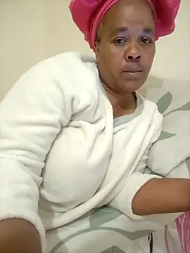 Ebonyboobsmilk online show from October 2025 05:31:01 PM