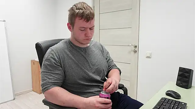 Snapshot of Richard_Dullas chatting on July 2026 01:08:02 AM Richard Dullas online show from July 2026 01:08:02 AM