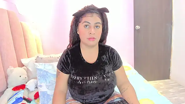 AndreaSweet2 online show from October 2025 08:19:02 PM