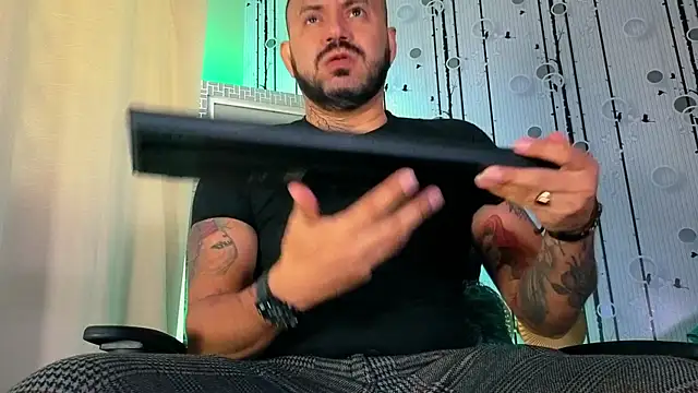 AlphaDrip online show from October 2025 12:16:02 PM