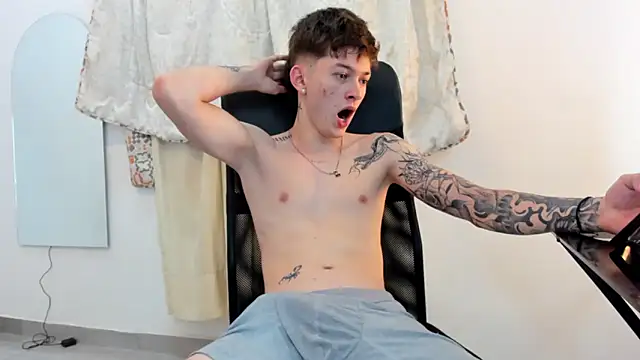 jake kylee online show from November 2025 03:28:02 AM