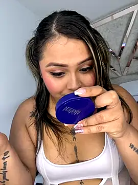 ashley-swift- online show from November 2025 07:08:02 AM