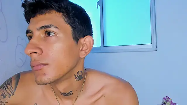 Snapshot of porno_king69 chatting on November 2025 03:37:02 PM porno king69 online show from November 2025 03:37:02 PM