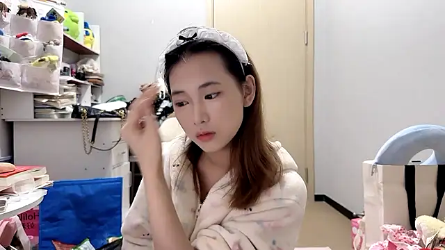 Ann-cookie online show from May 2026 03:19:02 PM