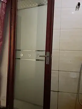 crhong666 online show from December 2025 12:38:02 AM