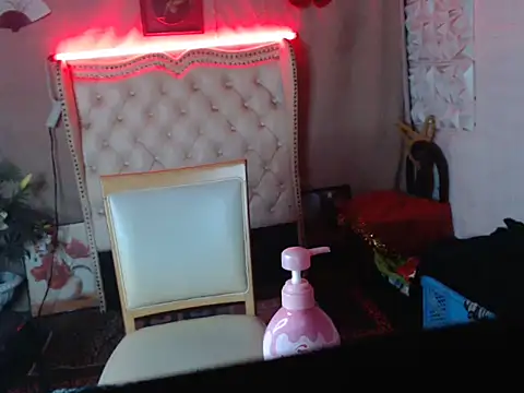 miss laila  online show from October 2025 10:10:02 AM