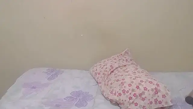 Blackberry96  online show from February 2026 08:25:02 PM