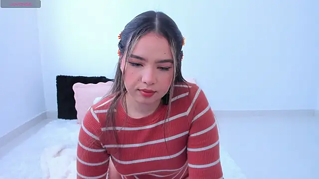 Alana Banana  online show from October 2025 03:45:02 PM