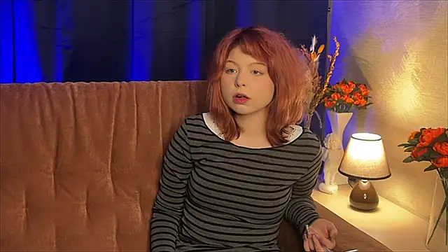 Stella Vanila online show from November 2025 03:33:02 PM