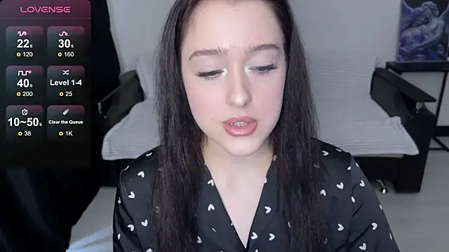 Snapshot of Sunshine_J chatting on October 2025 08:37:02 AM Sunshine J online show from October 2025 08:37:02 AM