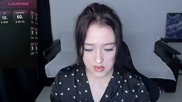 Snapshot of Sunshine_J chatting on October 2025 08:03:01 AM Sunshine J online show from October 2025 08:03:01 AM