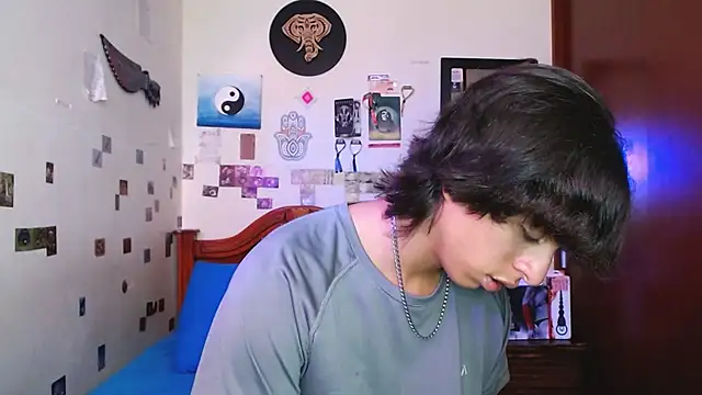 DannyPhantom555 online show from March 2026 06:47:02 PM