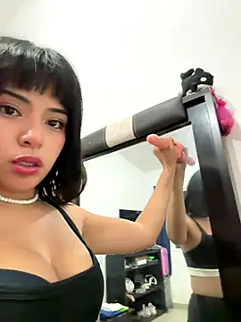 cutieass online show from September 2025 01:41:02 AM