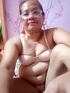 vickyhot1966 online show from October 2025 09:01:01 PM