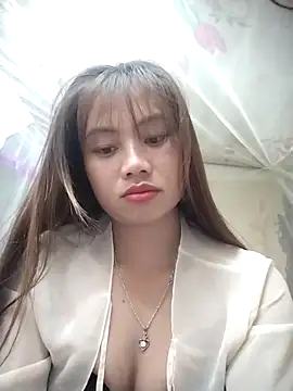 Dung-Thao19 online show from October 2025 11:28:02 PM