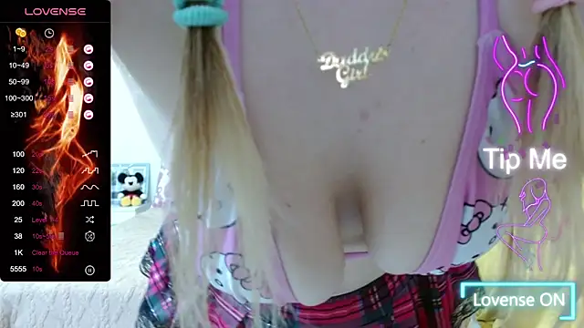 Daddyisssues1 online show from June 2026 06:27:02 AM