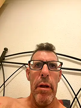 gigolobcn online show from September 2025 05:40:01 AM