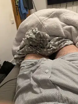 gigolobcn online show from December 2025 06:42:02 AM