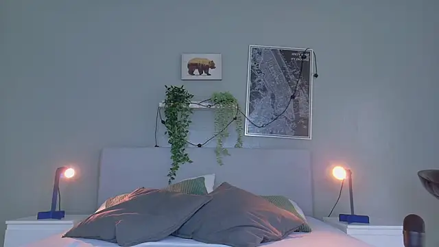 Snapshot of Nickifox__ chatting on September 2025 07:38:01 PM Nickifox online show from September 2025 07:38:01 PM