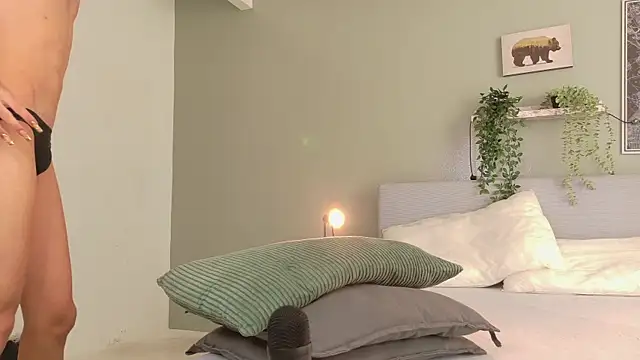 Snapshot of Nickifox__ chatting on October 2025 07:33:02 PM Nickifox online show from October 2025 07:33:02 PM