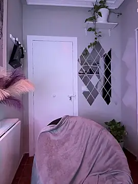 lacattiva online show from September 2025 08:30:01 PM