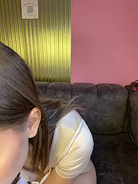 Snapshot of PrettyAmber chatting on February 2026 04:38:02 PM PrettyAmber online show from February 2026 04:38:02 PM