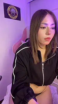 PrettyAmber online show from July 2026 08:02:01 PM