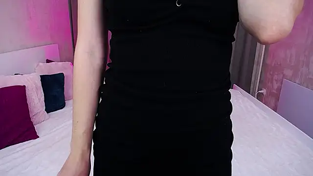 EvelinCuper online show from September 2025 05:08:02 AM