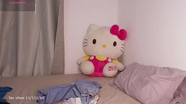 Snapshot of dulceangel__ chatting on September 2025 02:22:02 AM dulceangel online show from September 2025 02:22:02 AM