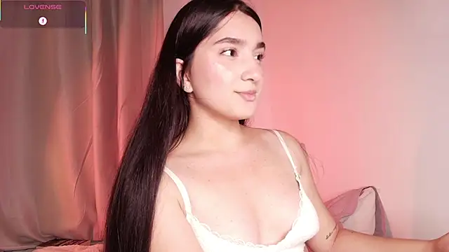 Snapshot of dulceangel__ chatting on October 2025 11:47:02 PM dulceangel online show from October 2025 11:47:02 PM