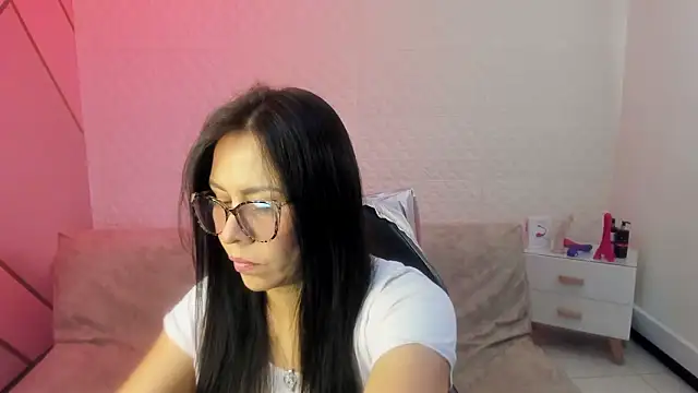 Eva mermaid online show from February 2026 01:09:02 PM